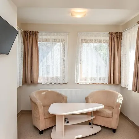 Privatunterkunft House Knp