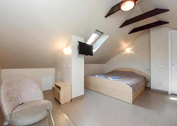 בית אירוח House Knp פלאנגה