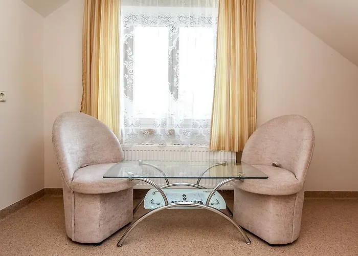 House Knp בית אירוח פלאנגה